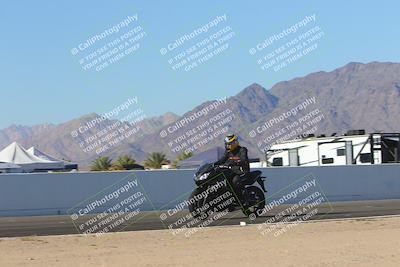 media/Nov-06-2023-Moto Forza (Mon) [[ce023d0744]]/4-Beginner Group/Session 4 (Finish Line Checker)/